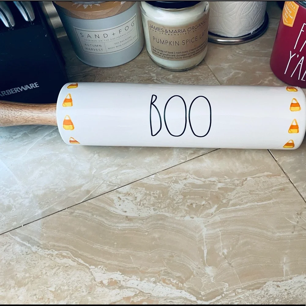 ✨NWT Rae Dunn Halloween Boo Candy Corn Rolling Pin ✨